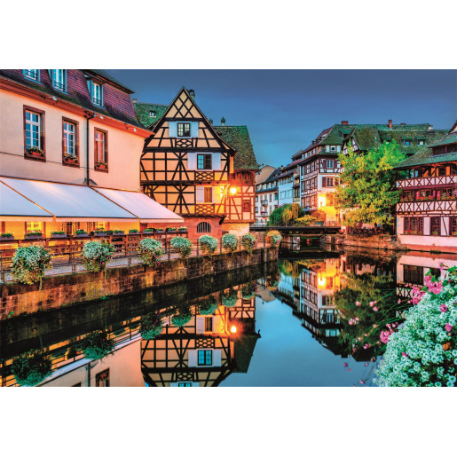 EL CASCO ANTIGUO DE ESTRASBURGO - COMPACT BOX