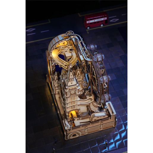 CARRERAS DE CANICAS EN LONDRES - ROKR