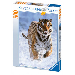 TIGRE EN LA NIEVE